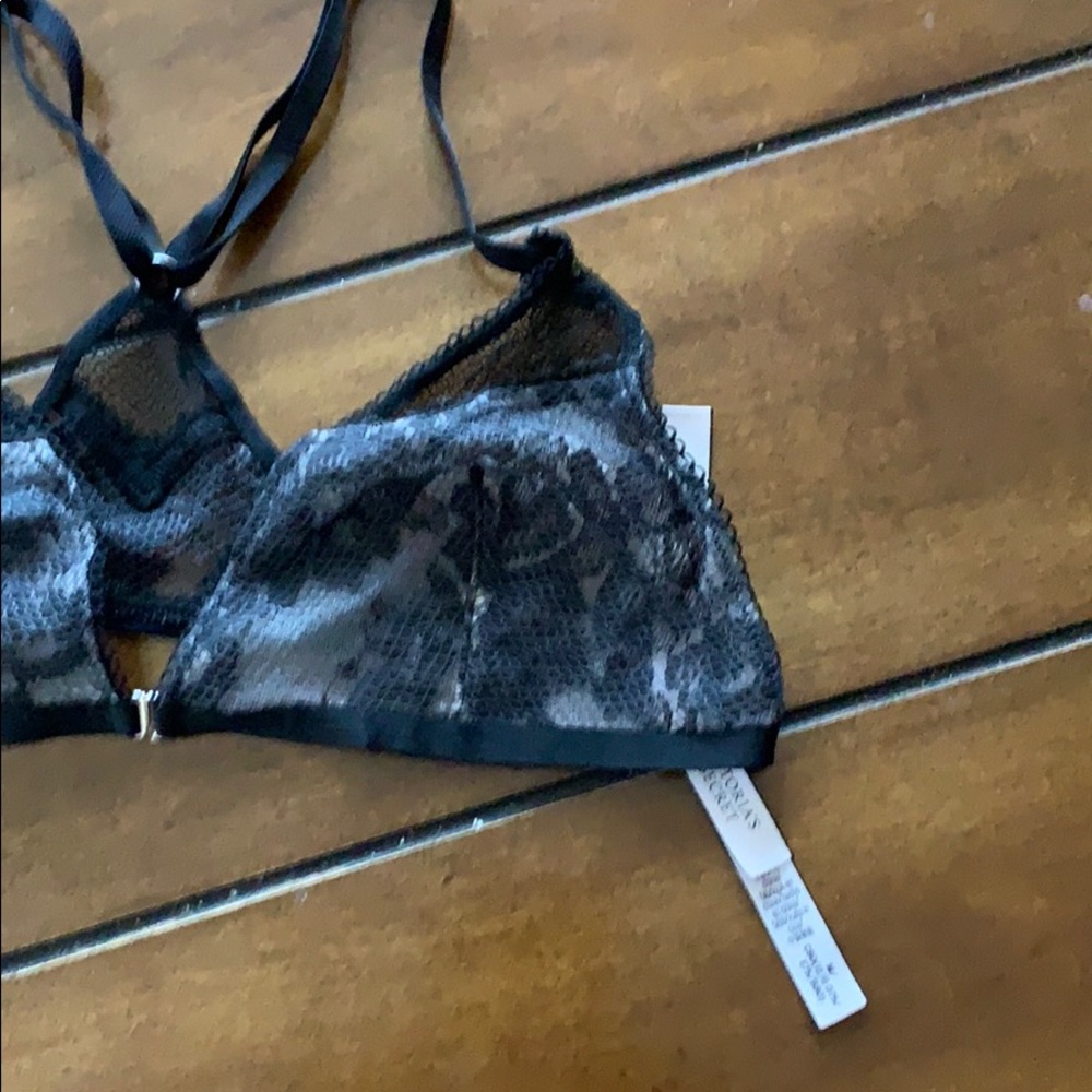 Bra - Picture 2 of 6